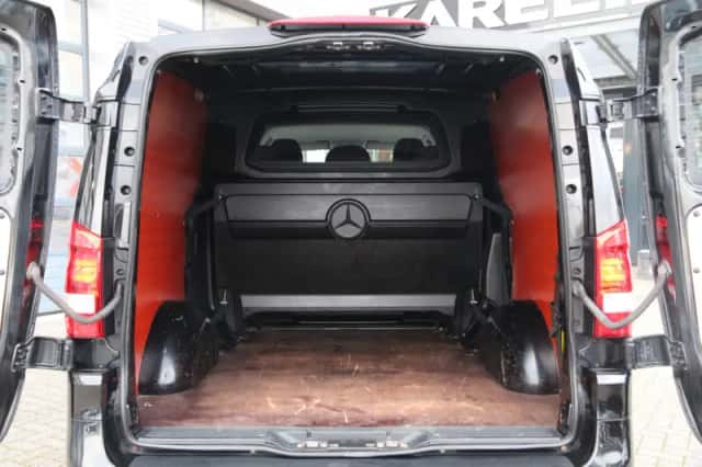 Mercedes-Benz Vito (2015) thumbnail 4
