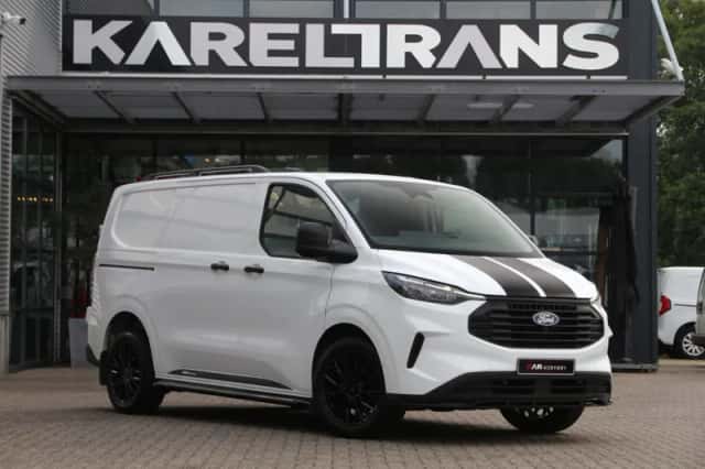 Ford Transit Custom (2024) thumbnail 1