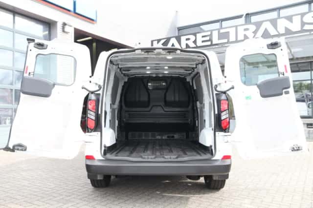 Ford Transit Custom (2024) thumbnail 4