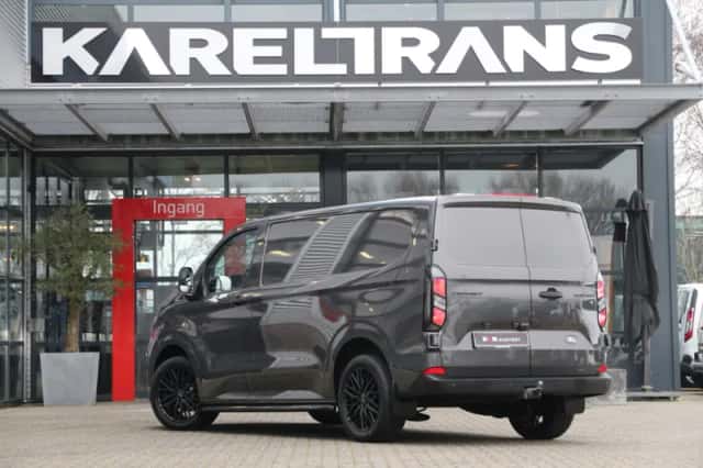 Ford Transit Custom (2024) thumbnail 2