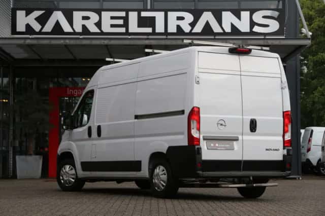 Opel Movano (2023) thumbnail 2