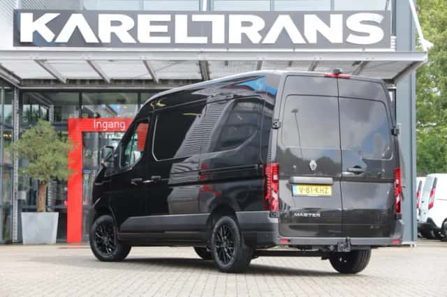 Renault Master (2024) thumbnail 2