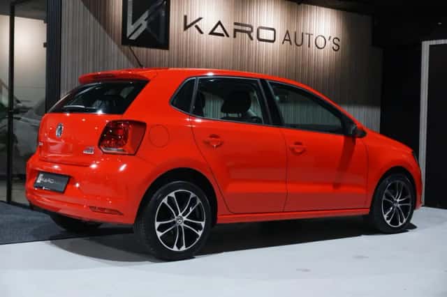 Volkswagen Polo (2015) thumbnail 6