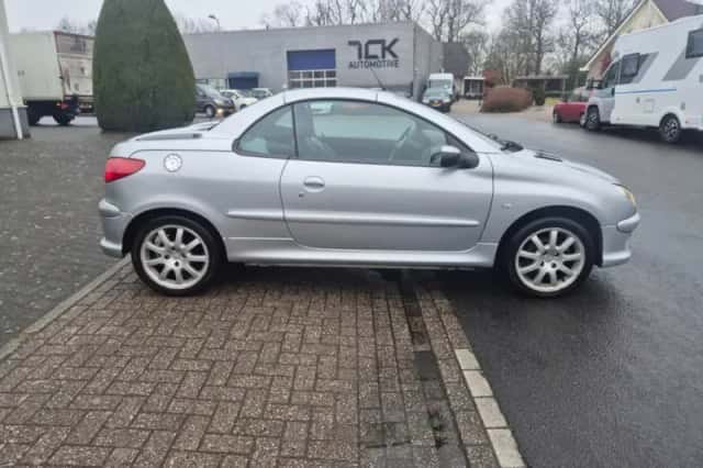 Peugeot 206 (2004) thumbnail 6