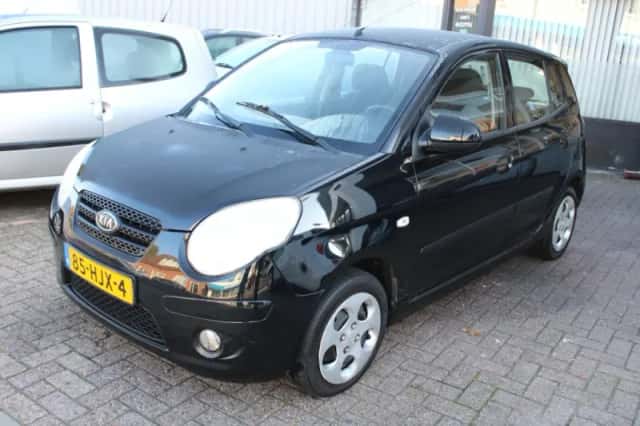 Kia Picanto (2009) thumbnail 3