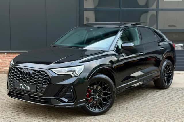 Audi Q3 (2024) thumbnail 1