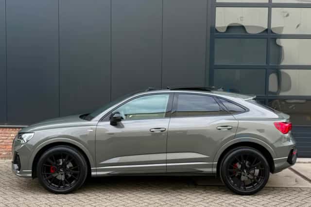 Audi Q3 (2024) thumbnail 3
