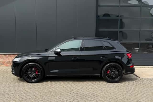 Audi Q5 (2017) thumbnail 3