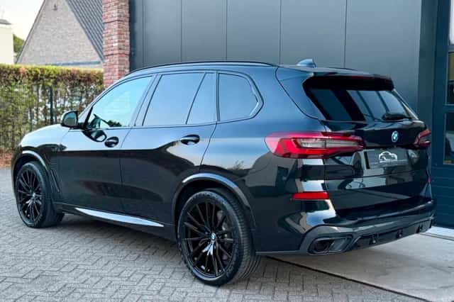BMW X5 (2022) thumbnail 4
