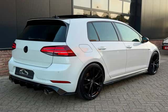 Volkswagen Golf (2019) thumbnail 6