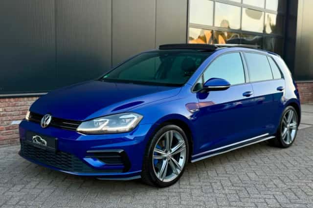 Volkswagen Golf (2019) thumbnail 2