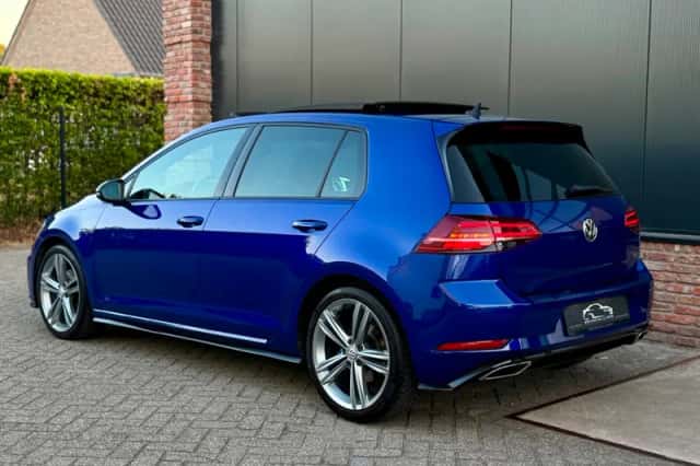 Volkswagen Golf (2019) thumbnail 4
