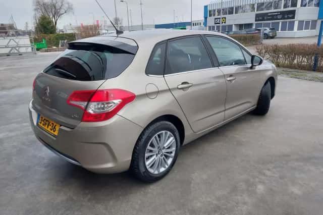 Citroën C4 (2013) thumbnail 4