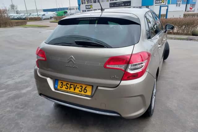 Citroën C4 (2013) thumbnail 5