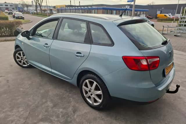SEAT Ibiza (2011) thumbnail 5