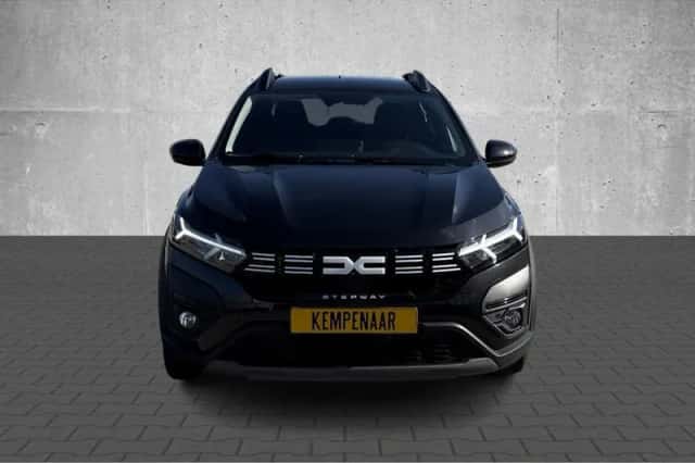 Dacia Sandero Stepway (2024) thumbnail 4
