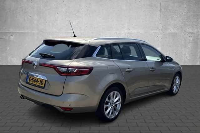 Renault Mégane (2019) thumbnail 5