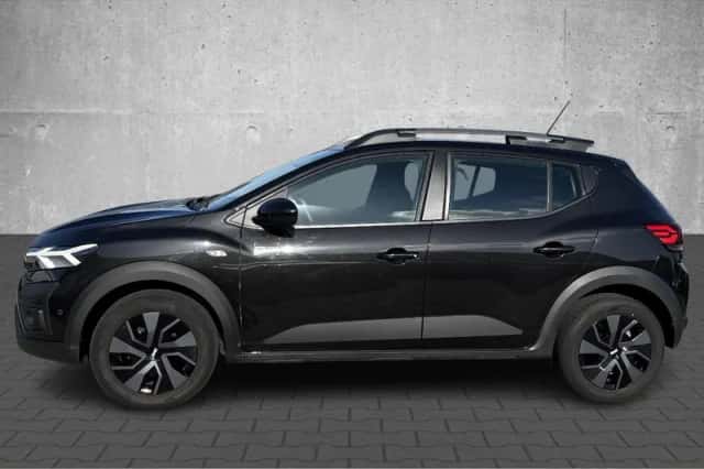 Dacia Sandero Stepway (2025) thumbnail 2