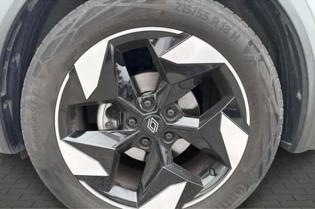 Renault Captur (2025) thumbnail 3