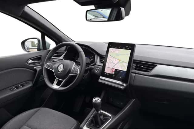 Renault Captur (2024) thumbnail 6