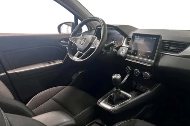 Renault Captur (2021) thumbnail 6