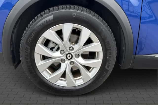 Renault Captur (2022) thumbnail 3