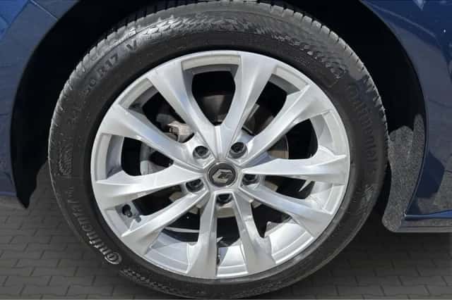 Renault Mégane (2019) thumbnail 3