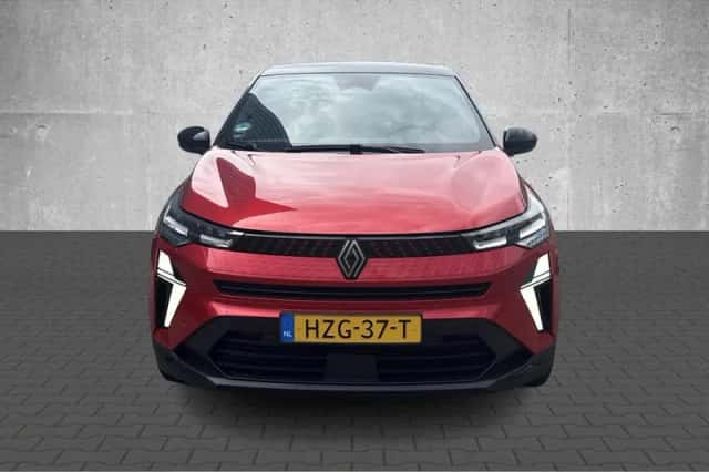 Renault Captur (2025) thumbnail 4