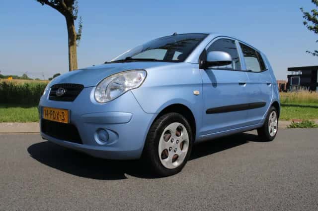 Kia Picanto (2011) thumbnail 1