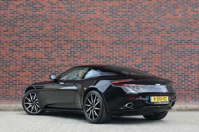 Aston Martin DB11 (2020) thumbnail 3