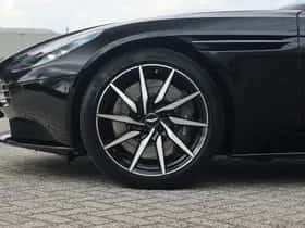 Aston Martin DB11 (2020) thumbnail 46