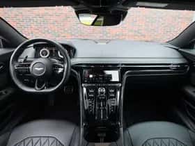 Aston Martin DB12 (2025) thumbnail 4