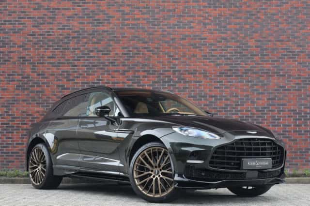 Aston Martin DBX (2025) thumbnail 1