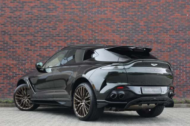 Aston Martin DBX (2025) thumbnail 3