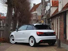 Audi A1 (2012) thumbnail 3