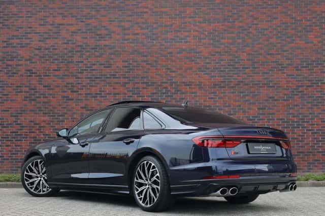 Audi S8 (2022) thumbnail 3