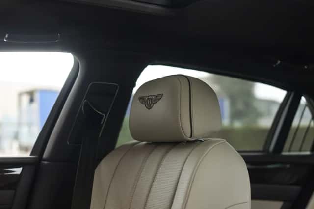 Bentley Flying (2013) thumbnail 6