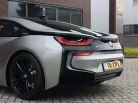 BMW I8 (2018) thumbnail 11
