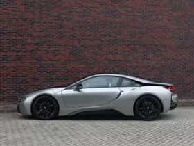 BMW I8 (2018) thumbnail 16