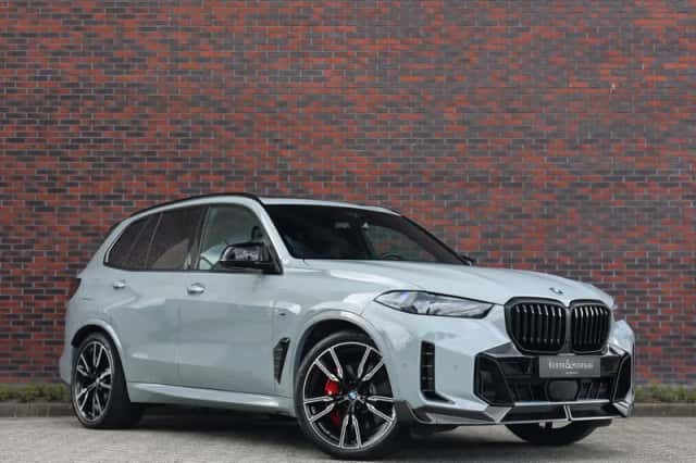BMW X5 (2025) thumbnail 1