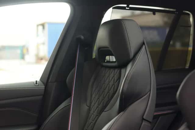 BMW X5 (2025) thumbnail 5
