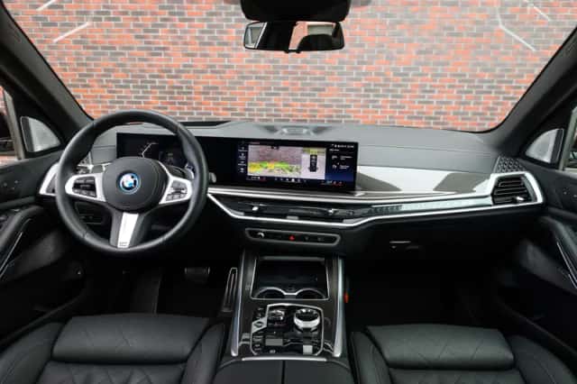 BMW X5 (2025) thumbnail 4