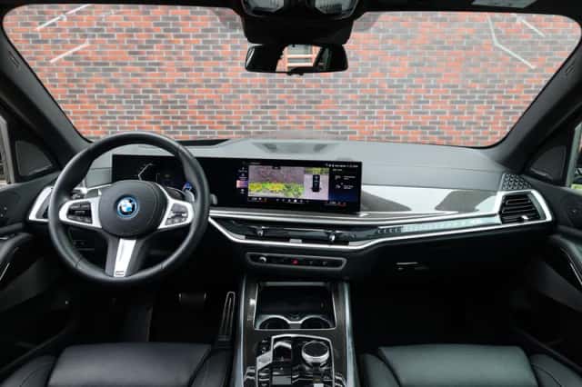 BMW X5 (2025) thumbnail 4