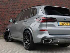 BMW X5 (2024) thumbnail 9