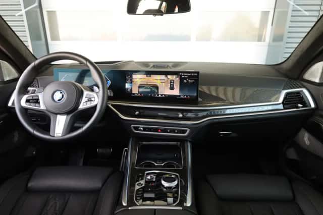 BMW X5 (2025) thumbnail 4