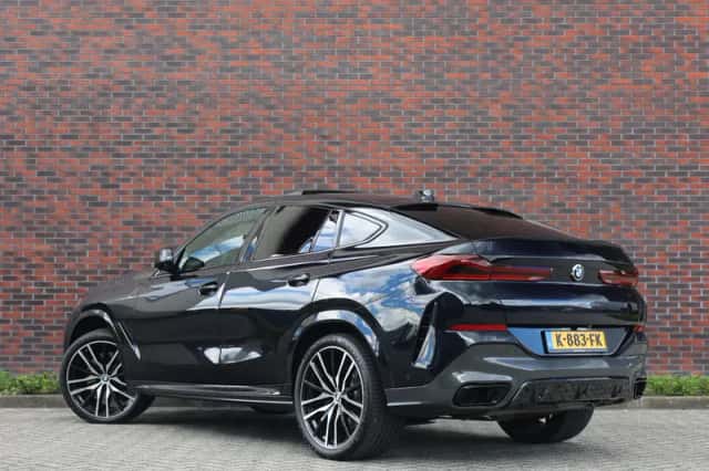 BMW X6 (2019) thumbnail 3