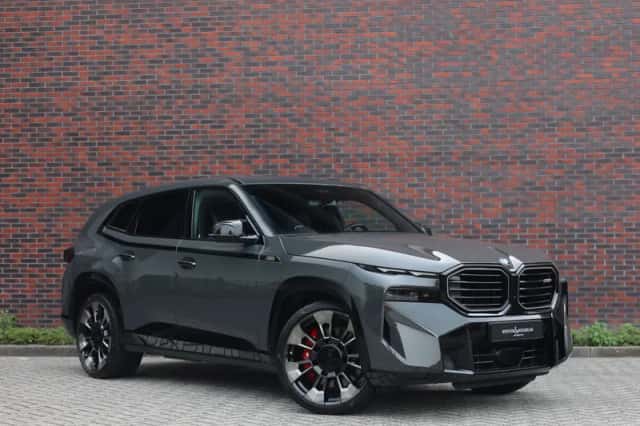 BMW XM (2023) thumbnail 2