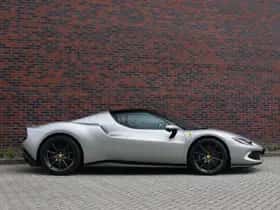 Ferrari 296 GTB (2023) thumbnail 15