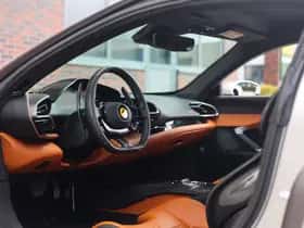 Ferrari 296 GTB (2023) thumbnail 4
