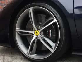Ferrari 296 GTB (2024) thumbnail 6